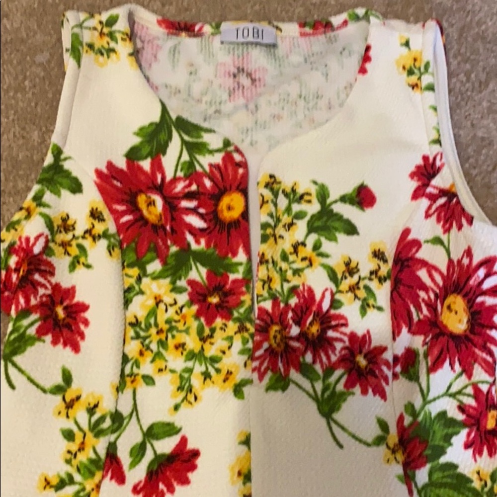 Dress - Picture 2 of 2